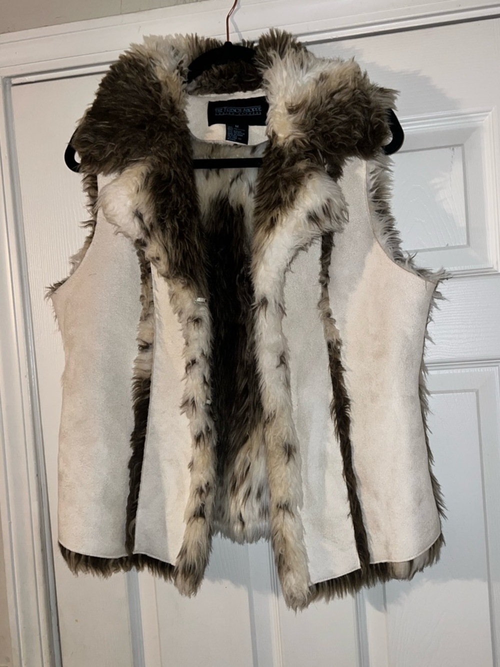 The French Shoppe suede and faux fur vest women’s size M